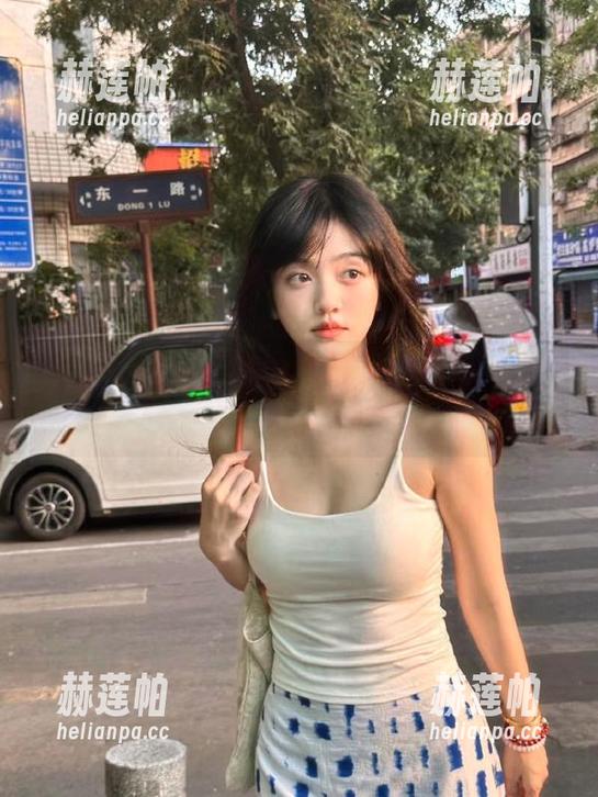 166fun网址超好玩，少女吃瓜日常新选择！