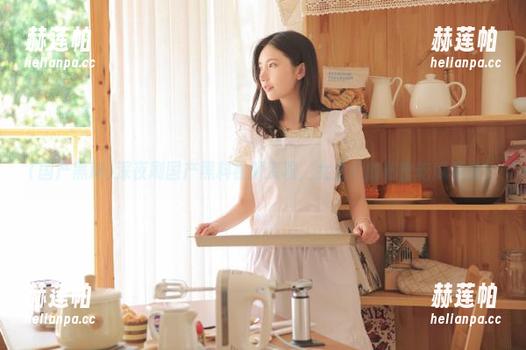 深夜刷国产黑料视频资源，女生们的秘密吃瓜基地！