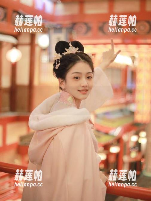 黑料社网站首页发布最热黑料，粉丝们每天必看的瓜田乐园