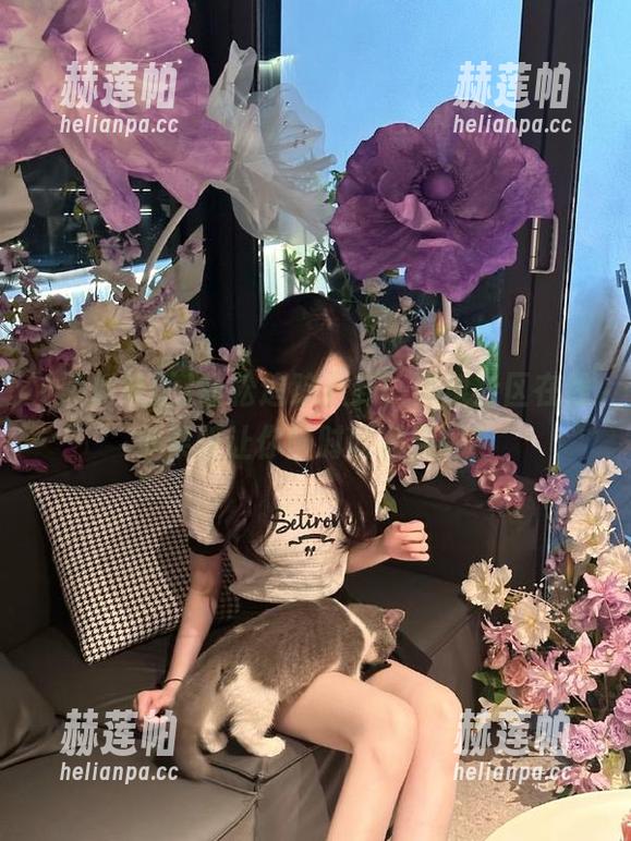 黑料社区 轻松追踪八卦,黑料社区在线苹果版让你随时收藏黑料!